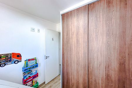 Apartamento à venda com 69m², 2 quartos e 1 vagaQuarto 2