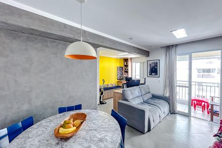 Apartamento à venda com 69m², 2 quartos e 1 vagaSala de Jantar