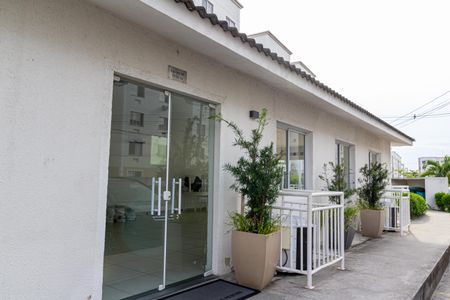 Apartamento para alugar com 47m², 2 quartos e 1 vagaÁrea comum - Salão de festas