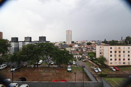 Vista Sala de apartamento para alugar com 2 quartos, 41m² em Vila Lutécia, Santo André