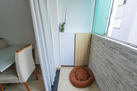 Apartamento à venda com 59m², 2 quartos e 1 vagavaranda