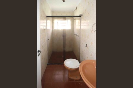 Casa à venda com 320m², 3 quartos e 3 vagasBanheiro da Suite