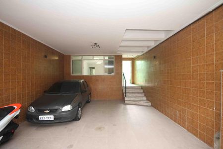 Casa à venda com 320m², 3 quartos e 3 vagasGaragem