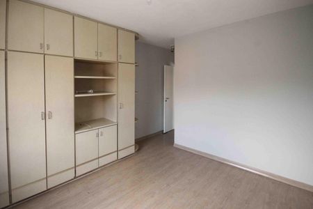 Casa à venda com 320m², 3 quartos e 3 vagasSuite 02