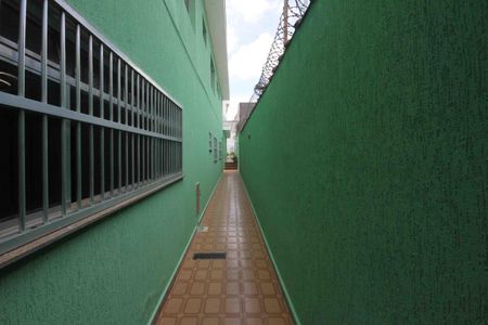 Casa à venda com 320m², 3 quartos e 3 vagasCorredor