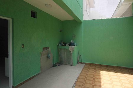 Casa à venda com 320m², 3 quartos e 3 vagasQuintal