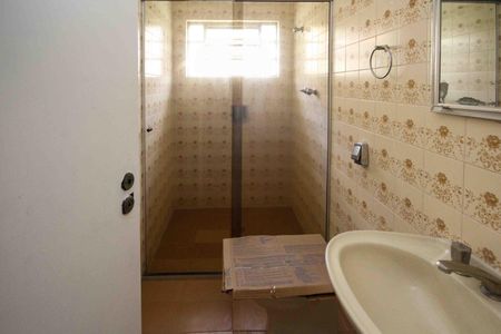 Casa à venda com 320m², 3 quartos e 3 vagasBanheiro Social