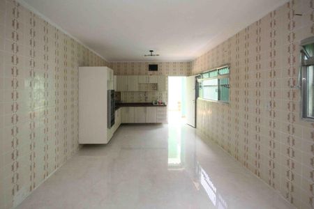 Casa à venda com 320m², 3 quartos e 3 vagasCozinha