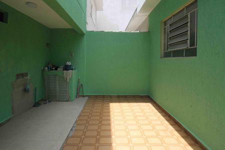 Casa à venda com 320m², 3 quartos e 3 vagasCorredor