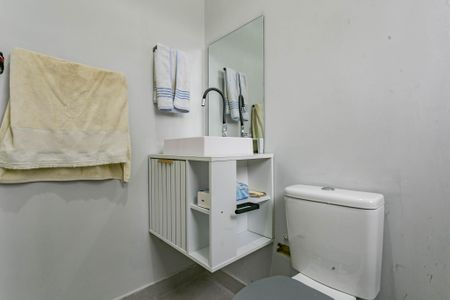 Casa à venda com 3 quartos, 180m² em Bosque da Saúde, São Paulo