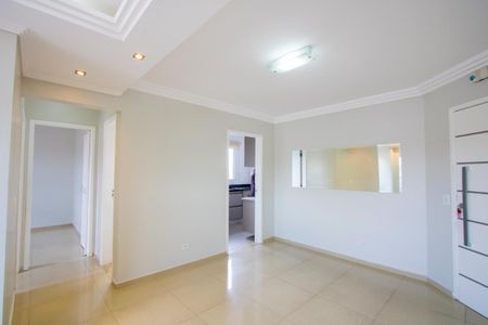 Sala de apartamento para alugar com 2 quartos, 54m² em Vila Luzita, Santo André