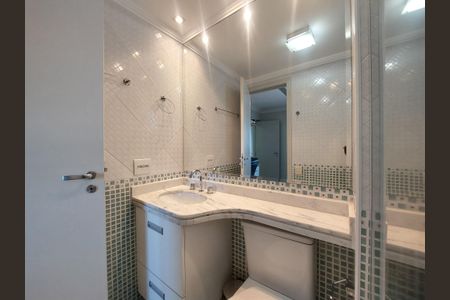 Apartamento para alugar com 136m², 3 quartos e 2 vagasBanheiro Suíte 3