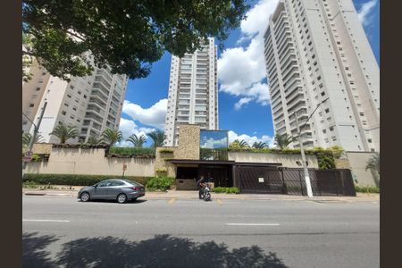 Apartamento para alugar com 136m², 3 quartos e 2 vagasFachada