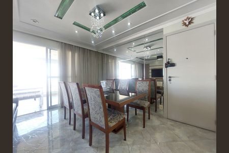 Apartamento para alugar com 136m², 3 quartos e 2 vagasSala