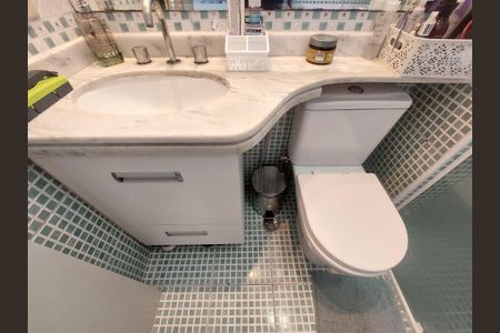 Apartamento para alugar com 136m², 3 quartos e 2 vagasBanheiro Suíte 1