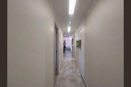 Apartamento para alugar com 136m², 3 quartos e 2 vagasCorredor