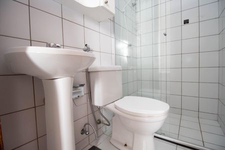 Banheiro da Suíte de apartamento para alugar com 1 quarto, 30m² em Asa Norte, Brasília