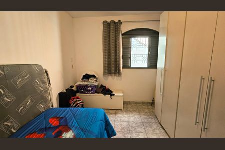 Casa à venda com 200m², 6 quartos e 3 vagas Casa à venda com 200m², 6 quartos e 3 vagasQuarto 2