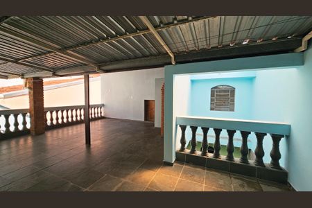 Casa à venda com 200m², 6 quartos e 3 vagas Casa à venda com 200m², 6 quartos e 3 vagasChurrasqueira