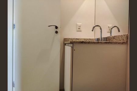Apartamento à venda com 52m², 2 quartos e 1 vagaBanheiro 2