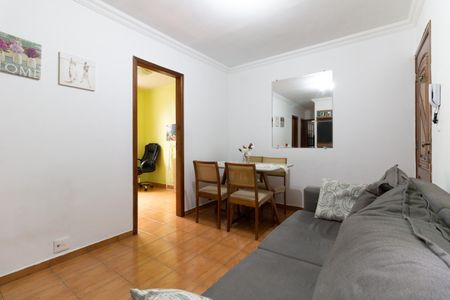 Sala de apartamento à venda com 3 quartos, 51m² em Sacomã, São Paulo
