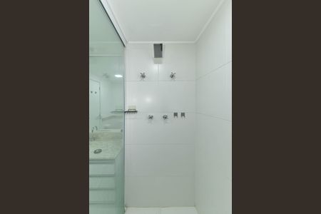 Apartamento à venda com 165m², 4 quartos e 3 vagas Apartamento à venda com 165m², 4 quartos e 3 vagasBanheiro da Suíte 2