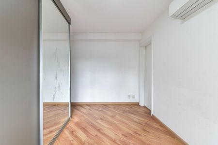 Apartamento à venda com 165m², 4 quartos e 3 vagas Apartamento à venda com 165m², 4 quartos e 3 vagasSuíte 1