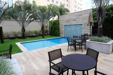 Apartamento à venda com 165m², 4 quartos e 3 vagas Apartamento à venda com 165m², 4 quartos e 3 vagasÁrea Comum