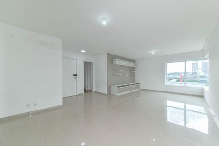 Apartamento à venda com 165m², 4 quartos e 3 vagas Apartamento à venda com 165m², 4 quartos e 3 vagasSala