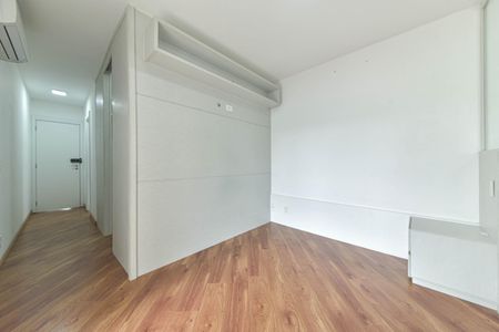 Apartamento à venda com 165m², 4 quartos e 3 vagas Apartamento à venda com 165m², 4 quartos e 3 vagasSuíte 2