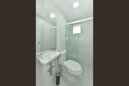 Apartamento à venda com 165m², 4 quartos e 3 vagas Apartamento à venda com 165m², 4 quartos e 3 vagasÁrea de Serviço - Banheiro