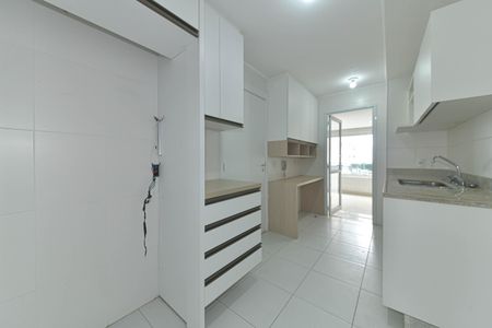 Apartamento à venda com 165m², 4 quartos e 3 vagas Apartamento à venda com 165m², 4 quartos e 3 vagasCozinha