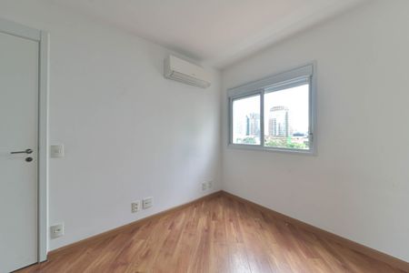 Apartamento à venda com 165m², 4 quartos e 3 vagas Apartamento à venda com 165m², 4 quartos e 3 vagasQuarto 2