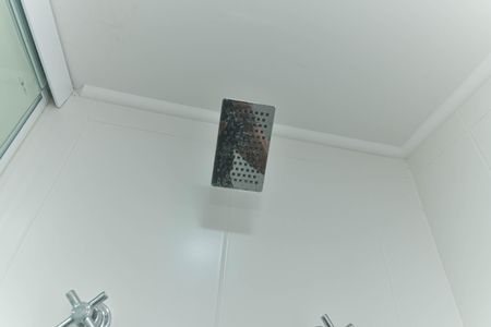 Apartamento à venda com 165m², 4 quartos e 3 vagas Apartamento à venda com 165m², 4 quartos e 3 vagasBanheiro da Suíte 2