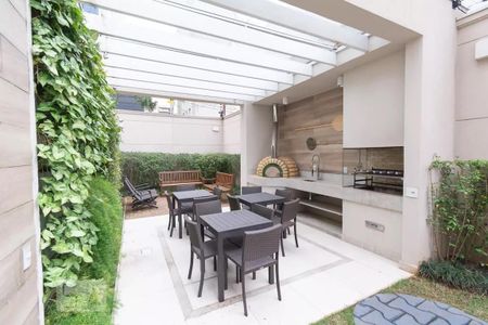 Apartamento à venda com 165m², 4 quartos e 3 vagas Apartamento à venda com 165m², 4 quartos e 3 vagasÁrea Comum