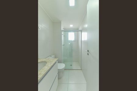 Apartamento à venda com 165m², 4 quartos e 3 vagas Apartamento à venda com 165m², 4 quartos e 3 vagasBanheiro Social