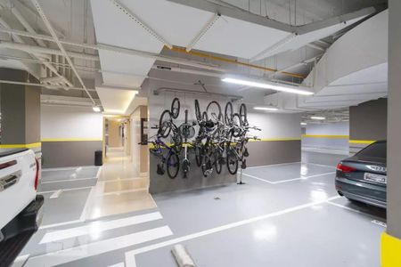 Apartamento à venda com 165m², 4 quartos e 3 vagas Apartamento à venda com 165m², 4 quartos e 3 vagasÁrea Comum