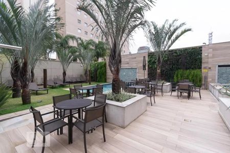 Apartamento à venda com 165m², 4 quartos e 3 vagas Apartamento à venda com 165m², 4 quartos e 3 vagasÁrea Comum