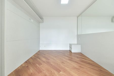 Apartamento à venda com 165m², 4 quartos e 3 vagas Apartamento à venda com 165m², 4 quartos e 3 vagasSuíte 2