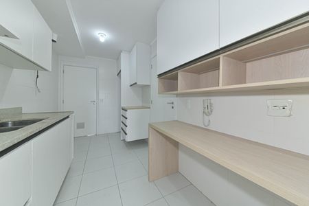Apartamento à venda com 165m², 4 quartos e 3 vagas Apartamento à venda com 165m², 4 quartos e 3 vagasCozinha