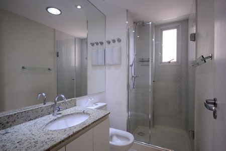 Apartamento para alugar com 84m², 2 quartos e 2 vagasBanheiro Social 