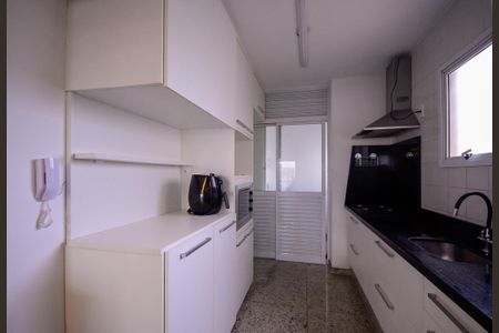 Apartamento para alugar com 84m², 2 quartos e 2 vagasCozinha 