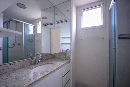 Apartamento para alugar com 84m², 2 quartos e 2 vagasBanheiro da Suite 