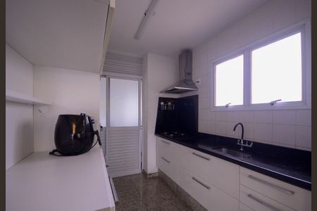 Apartamento para alugar com 84m², 2 quartos e 2 vagasCozinha 