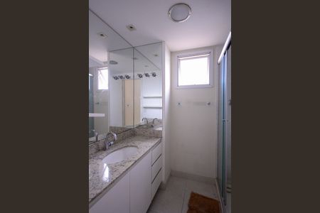 Apartamento para alugar com 84m², 2 quartos e 2 vagasBanheiro da Suite 