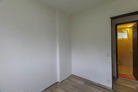 Quarto 1 de apartamento para alugar com 3 quartos, 55m² em Jardim Santa Teresinha, São Paulo