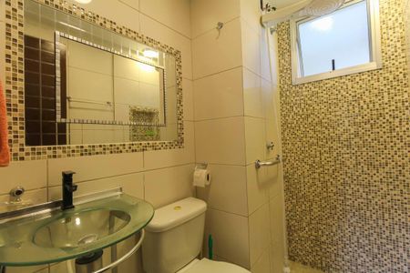 Banheiro de apartamento para alugar com 3 quartos, 55m² em Jardim Santa Teresinha, São Paulo