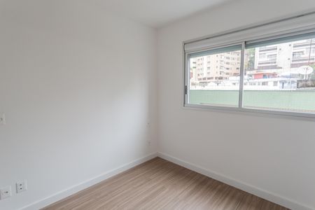 Apartamento à venda com 65m², 2 quartos e 2 vagasSuíte 2