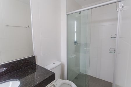 Apartamento à venda com 65m², 2 quartos e 2 vagasBanheiro da Suíte 2