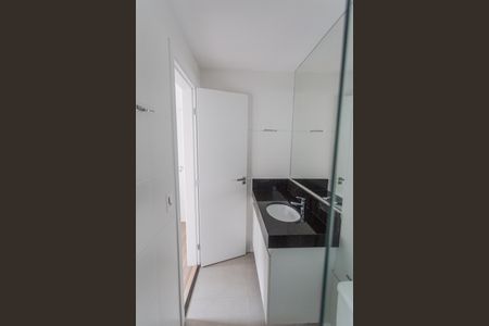 Apartamento à venda com 65m², 2 quartos e 2 vagasBanheiro da Suíte 1